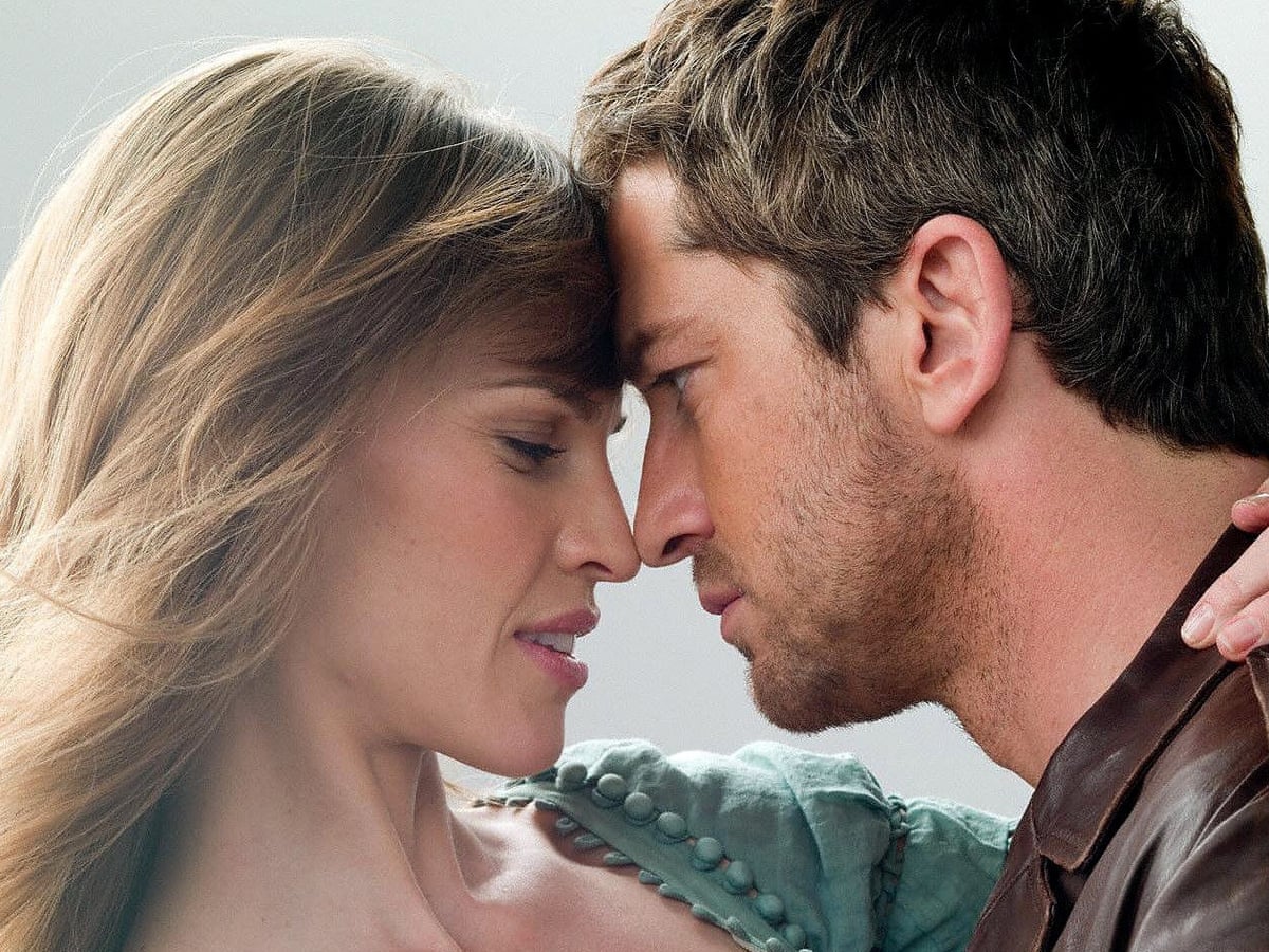 Hear Me Out Why Ps I Love You Isn T A Bad Movie Hilary Swank The Guardian Hear Me Out Why Ps I Love You Isn T A Bad Movie Hilary Swank The Guardian