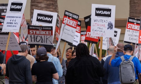 Hollywood Actors’ Union Urges Strike as Talks Deadline Expires