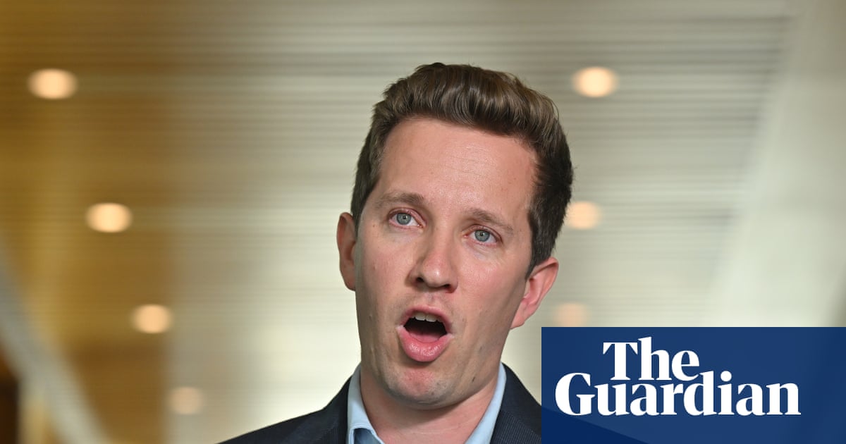 Greens Champion 'Progressive Populism' to Combat Right-Wing Shift and Address Economic Inequality