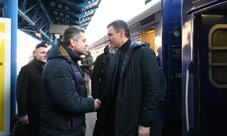 Pedro Sánchez arriving in Kyiv