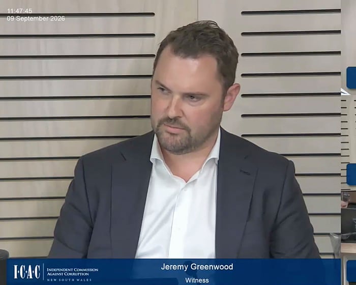 Liberal operative denies he invented pink paper record of agreement with fugitive developer, Icac hears