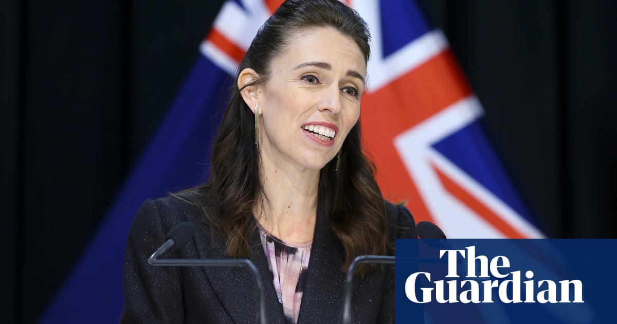 Jacinda Ardern and ministers take pay cut in solidarity with those ...
