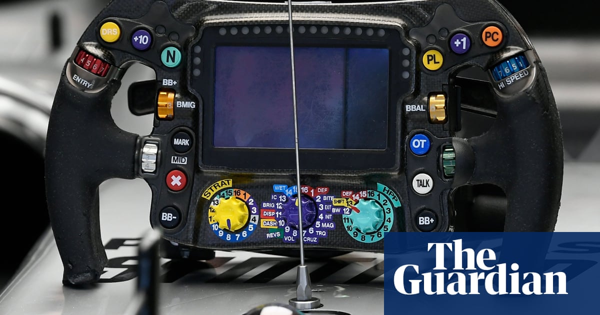 Ferrari ask FIA for ruling on new steering in Mercedes F1 cars