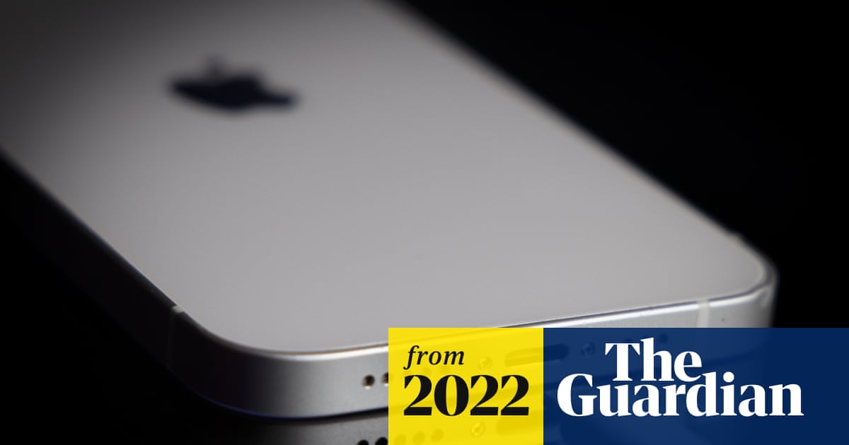 Apple to put USB-C connectors in iPhones to comply with EU rules Apple to put USB-C connectors in iPhones to comply with EU rules