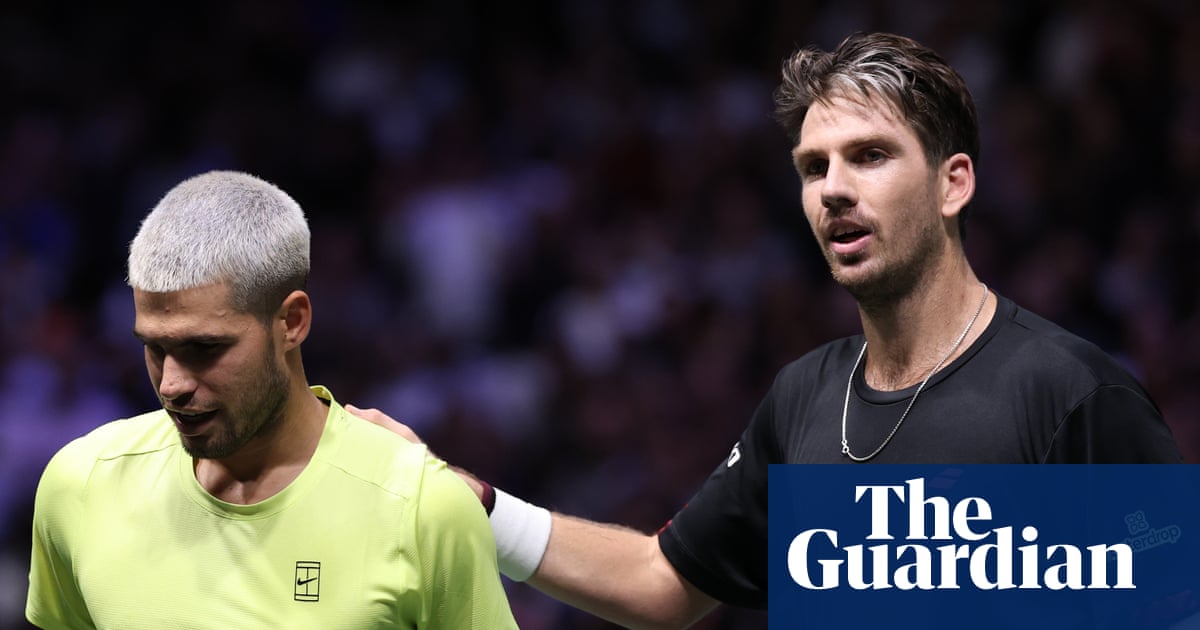 Cameron Norrie hails ‘biggest win’ after roaring back to beat Carlos Alcaraz in Paris
