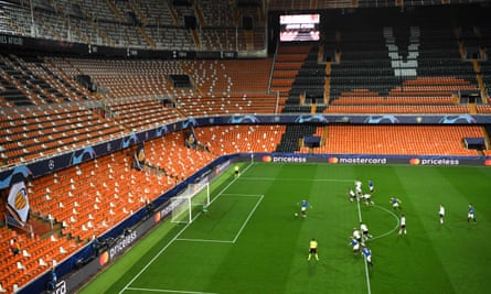 Josip Ilicic slots home a penalty in front of an empty Mestalla.