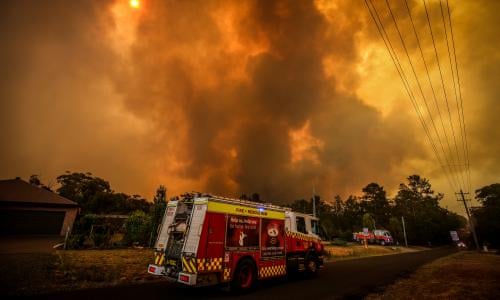 Firefighters Battle Boxing Day Bushfires Ahead Of Looming Heatwave Australia Weather The Guardian