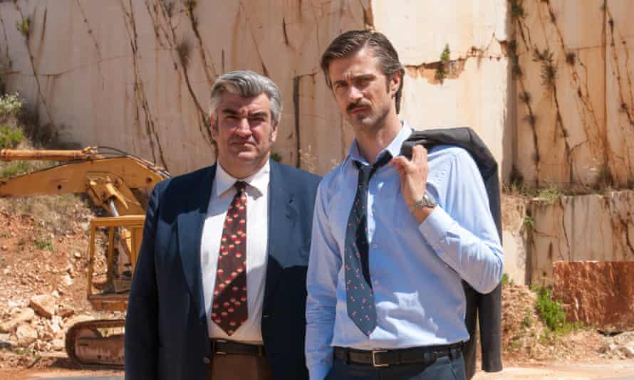 Kim Rossi Stuart as Dario Maltese (right)