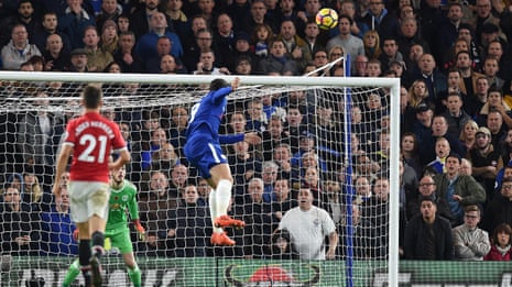 Chelsea edge past Manchester United: Conte satisfied with win – video