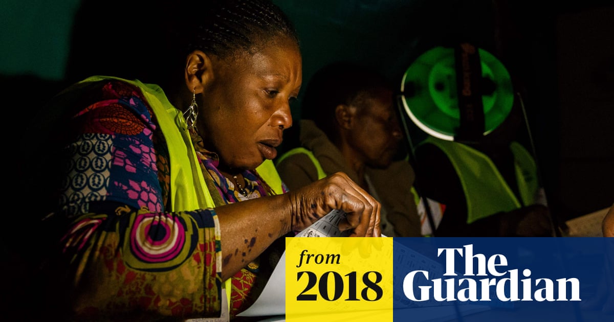 Zimbabwe election: counting begins in first post-Mugabe poll