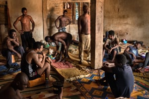Around 30 patients stay at Edwuma Woho Herbal Centre, many with serious mental health conditions. At least half of the patients are shackled.