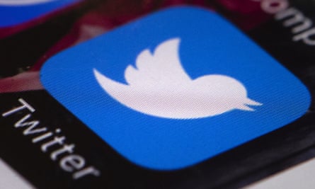 Twitter Bans 270 000 Accounts For Promoting Terrorism Twitter The Guardian