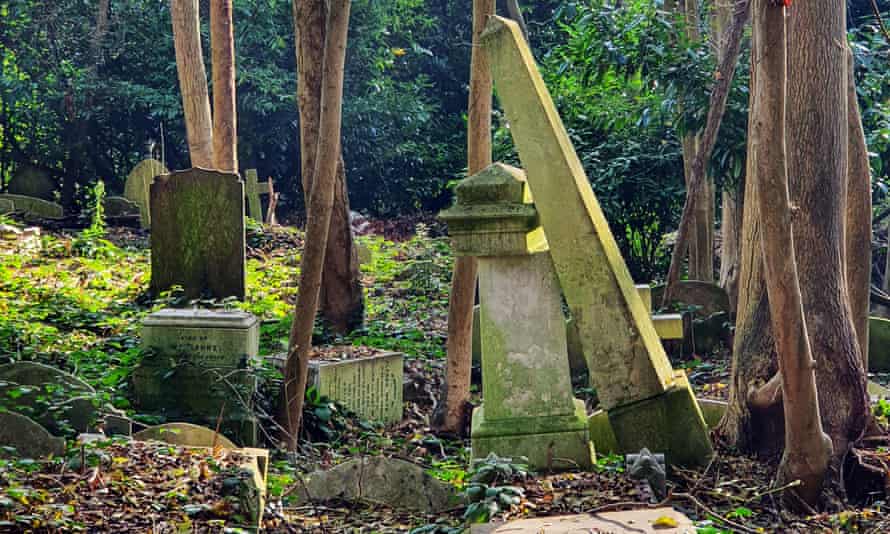 Leaning obelisk in Highgate cemetery.