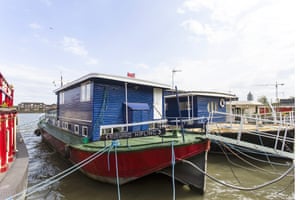 Chelsea houseboat