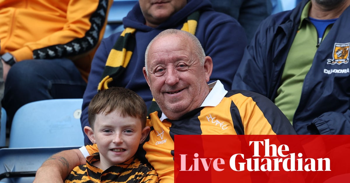 Bournemouth v Everton, Coventry v Hull and more: football clockwatch – live