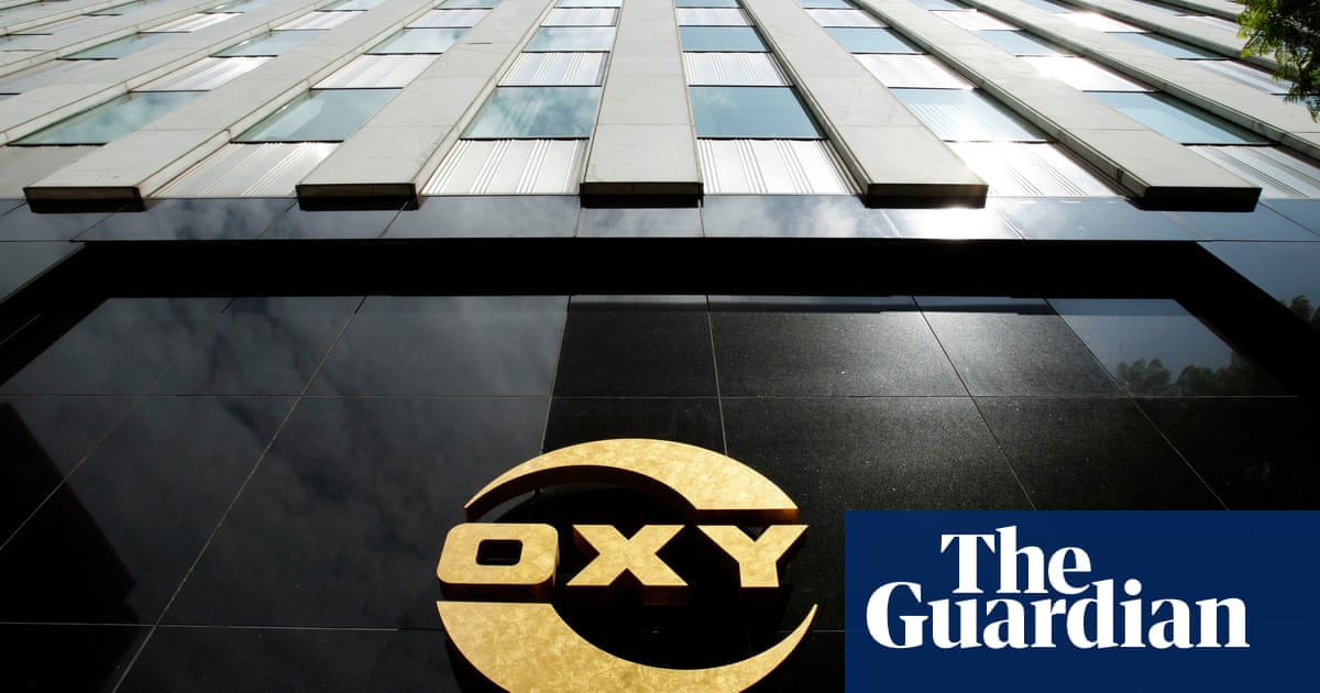 Покупката е последната от поредицата големи поглъщания в нефтената и