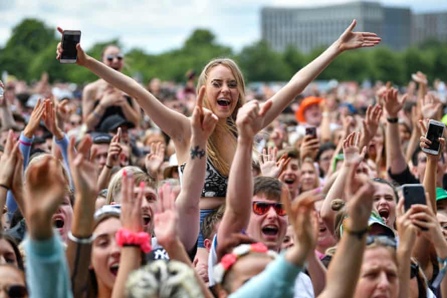 The crowd at Trnsmt festival 2019.