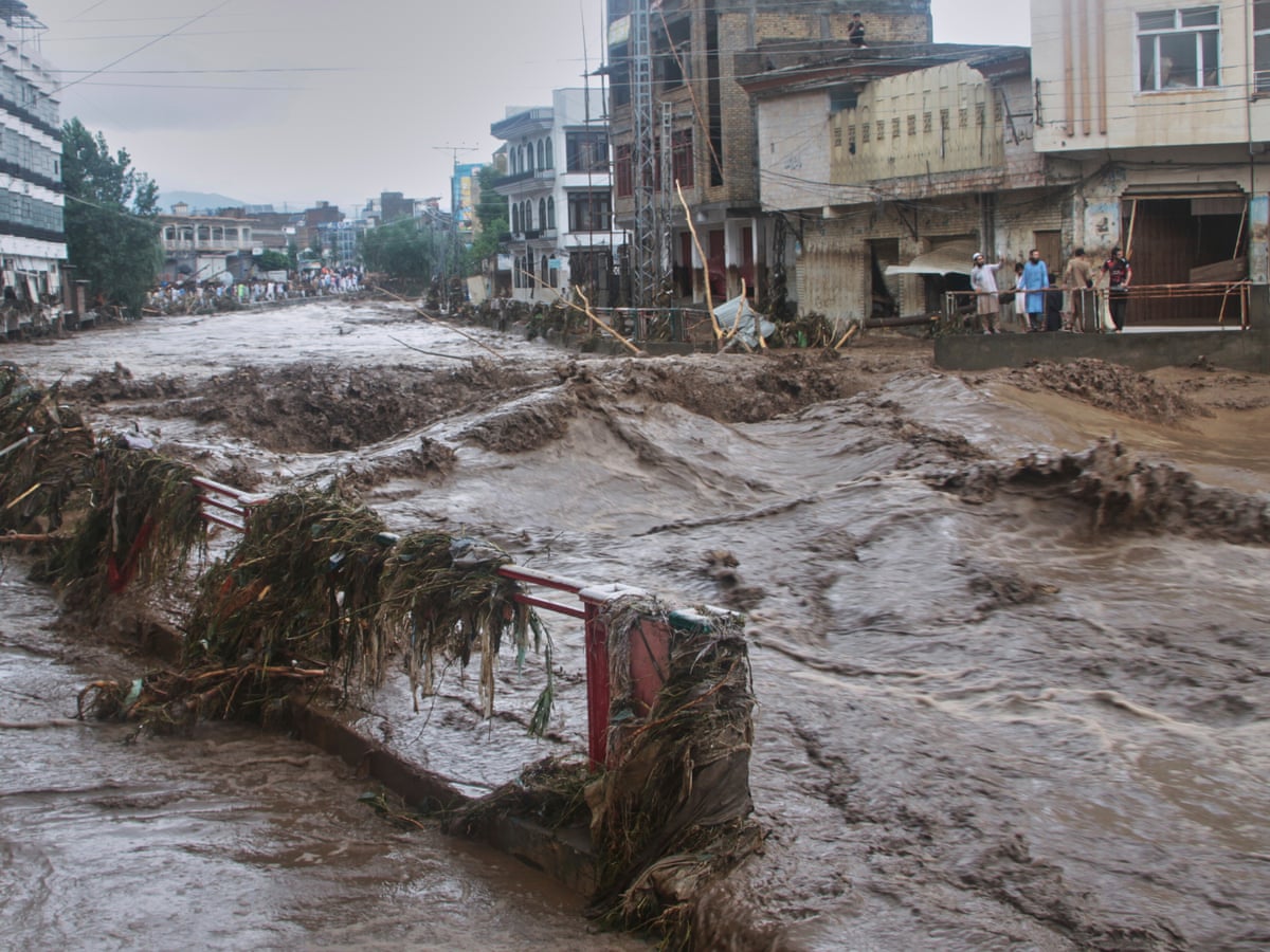 Flash floods kill at least 159 people in Pakistan after huge cloudburst | Pakistan | The Guardian