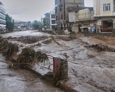 Flash floods kill at least 159 people in Pakistan after huge cloudburst | Pakistan | The Guardian