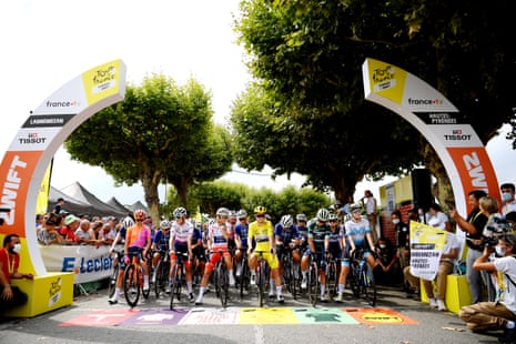 Riders on the start line of stage seven of the Tour de France Femmes.