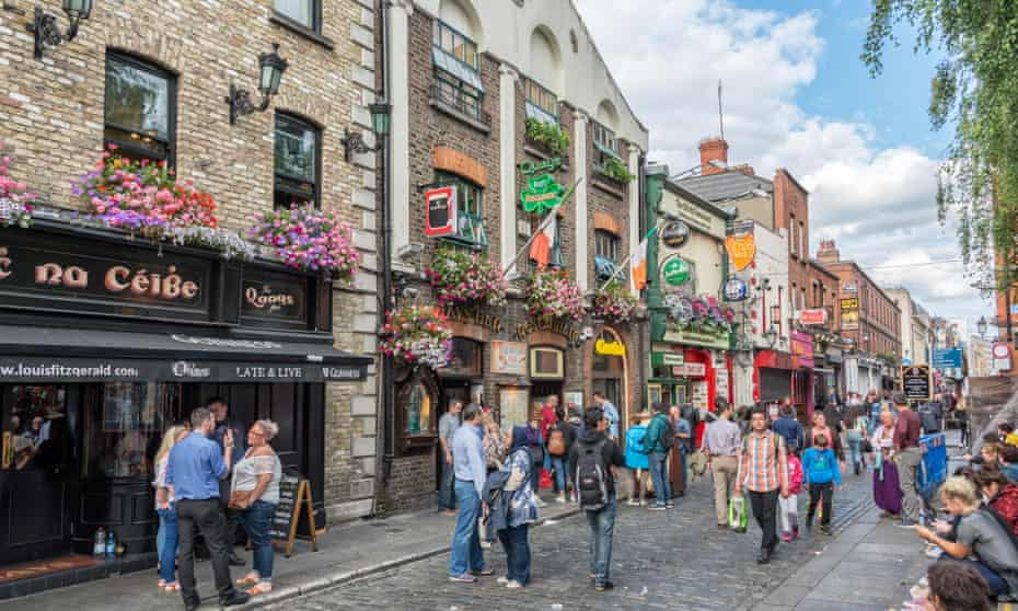 pubs and bars in the Temple Bar area, Dublin