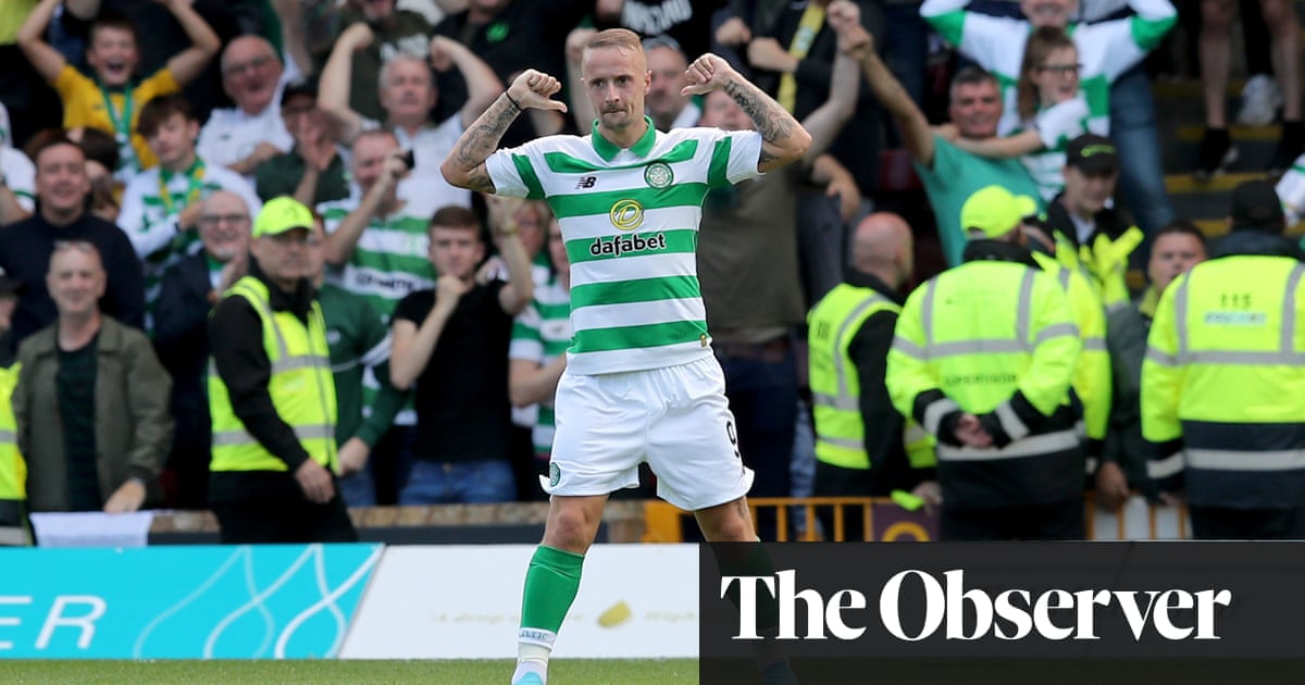 Leigh Griffiths strikes as Celtic surge clear to beat Motherwell