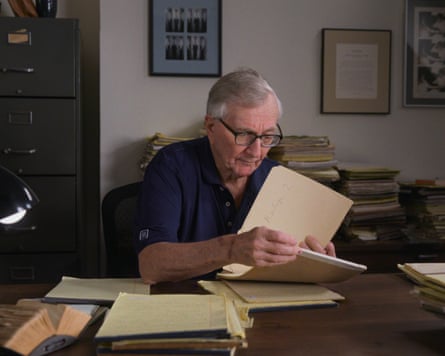 Seymour Hersh in Cover-Up.