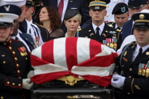 John Mccain Funeral Obama S Eulogy Denounces Insult And Bombast