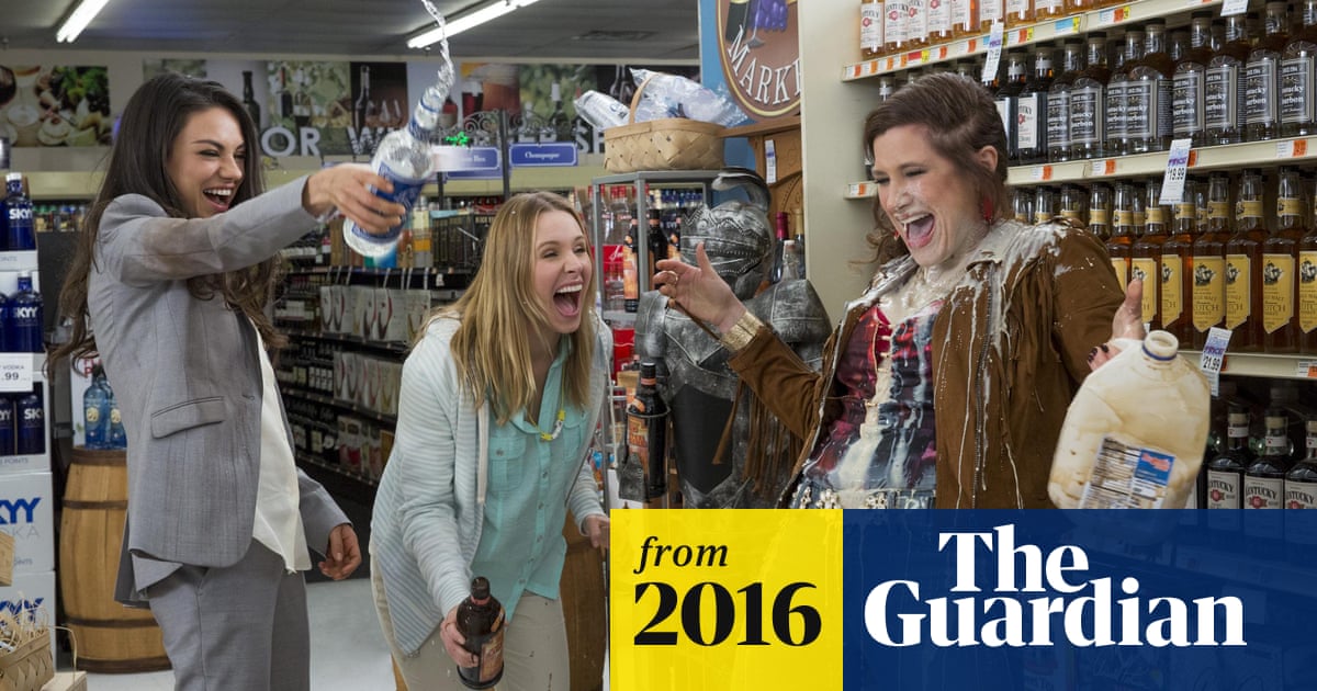 Bad Moms review – bawdy matriarchs stick it to the PTA - The Guardian