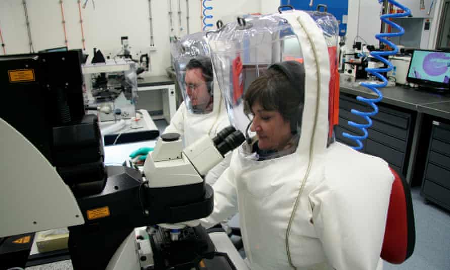 A CSIRO scientist working in the secure area at a high-containment facility in Geelong, Victoria. Despite the Covid-19 pandemic putting research in the spotlight, funding has declined.