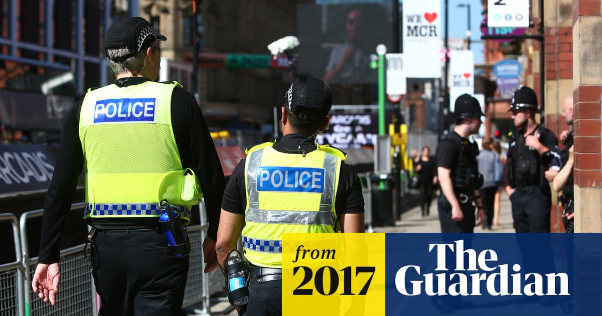 Police In England!    And Wales To Be Asked If They Want To Carry A Gun - police in england !   and wales to be asked if they want to carry a gun