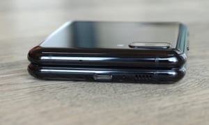 samsung galaxy z flip review