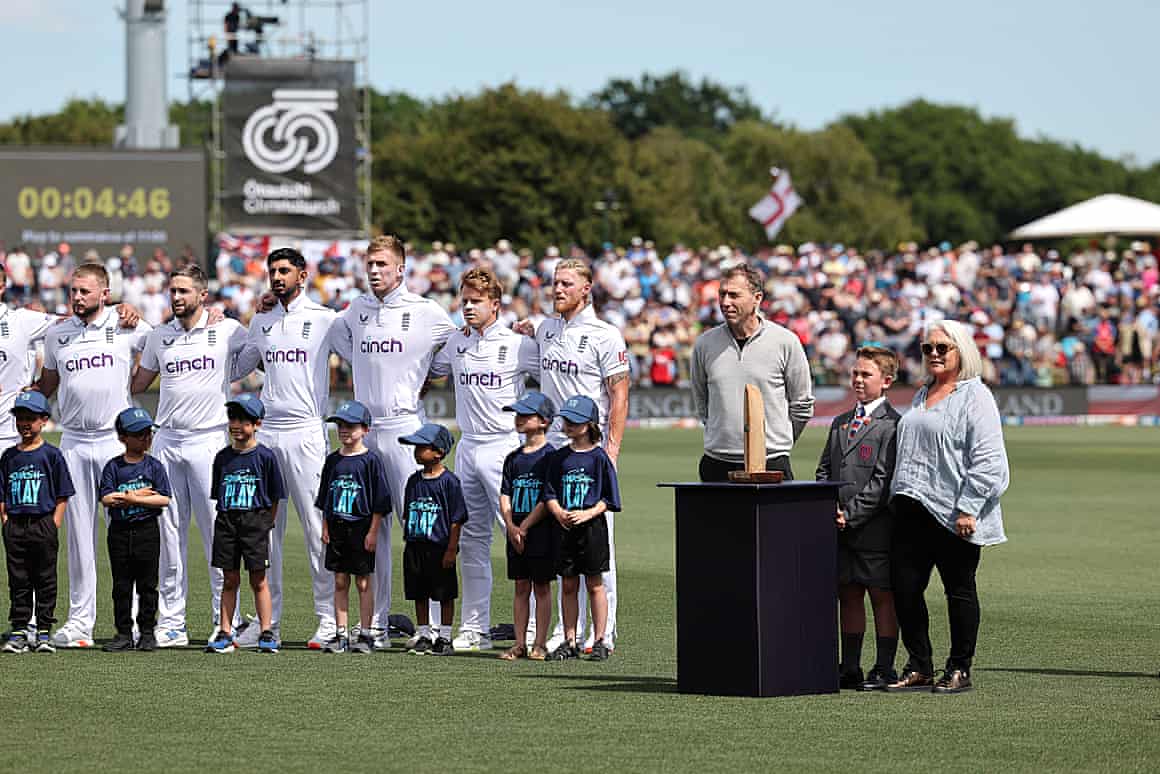 The Crowe-Thorpe Trophy