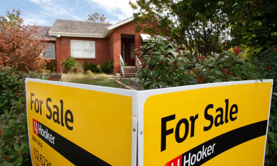 House prices dropped 4.8% in 2018 across Australia. Sydney prices fell 8.9% across the year and Melbourne fell 7%.