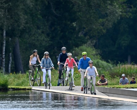 Crown Princess Elisabeth, Queen Mathilde of Belgium, Prince Gabriel, Princess Eleonore, King Philippe of Belgium and Prince Emmanuel cycling in Genk, June 2020.