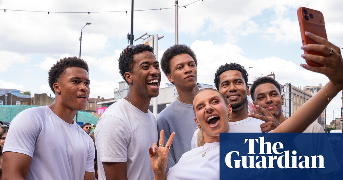 Jude Bellingham lookalikes compete for a £1,966 Deliveroo voucher