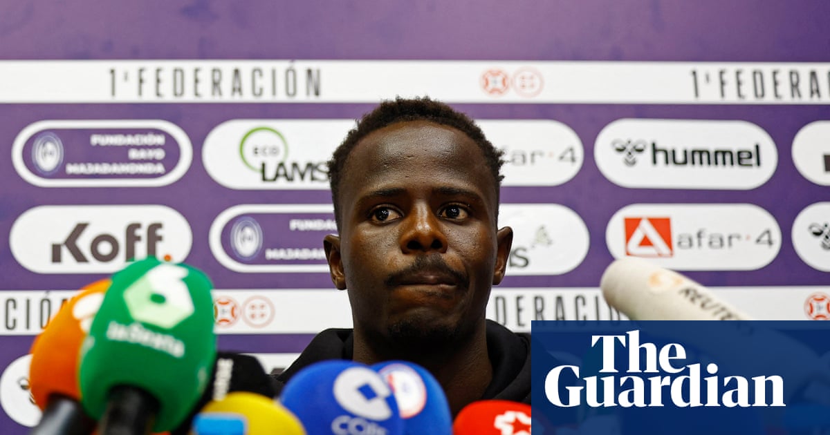 'Quería preguntar por qué': portero español sancionado por responder a abusos raciales |  Fútbol americano