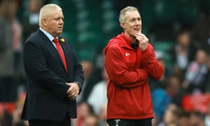 Rob Howley with the Wales head coach, Warren Gatland, in February 2019, during the Six Nations.
