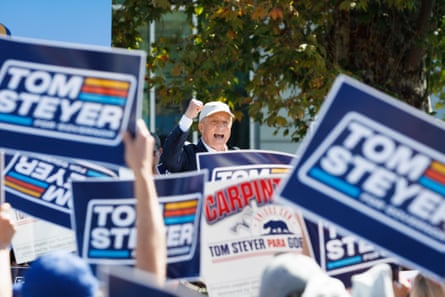 Tom Steyer, a billionaire running as a progressive candidate for governor, at a final rally before election day.