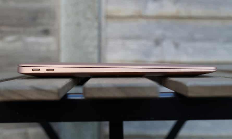 apple macbook air review