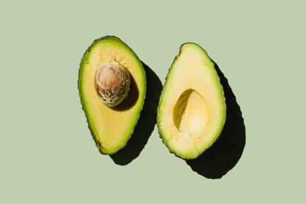 What Type of Onion for Guacamole: A Comprehensive Guide.
