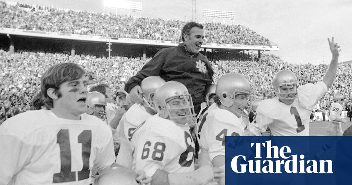 Ara Parseghian Legendary Notre Dame Football Coach Dies Aged 94