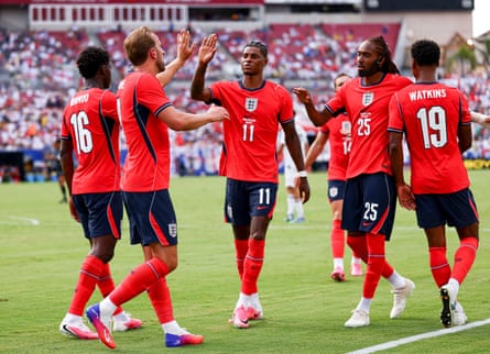 Harry Kane of England celebrates his extremity against New Zealand