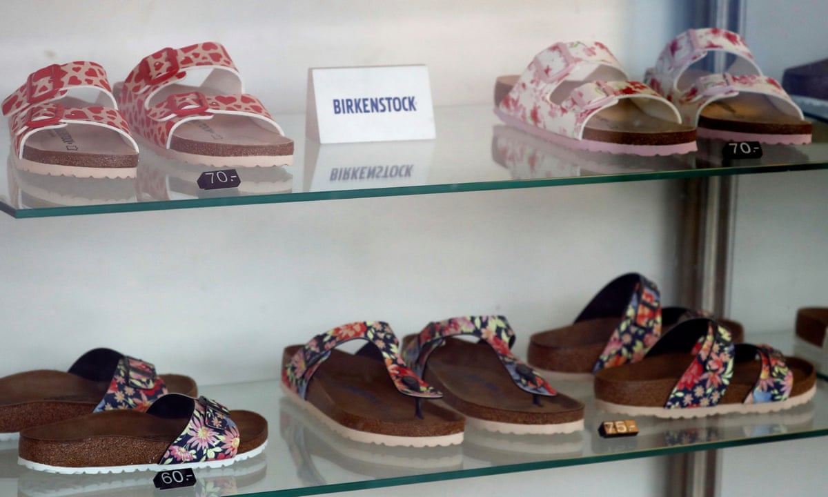 løn Biprodukt Gå glip af German sandal maker Birkenstock taken over by LVMH-backed group | Mergers  and acquisitions | The Guardian