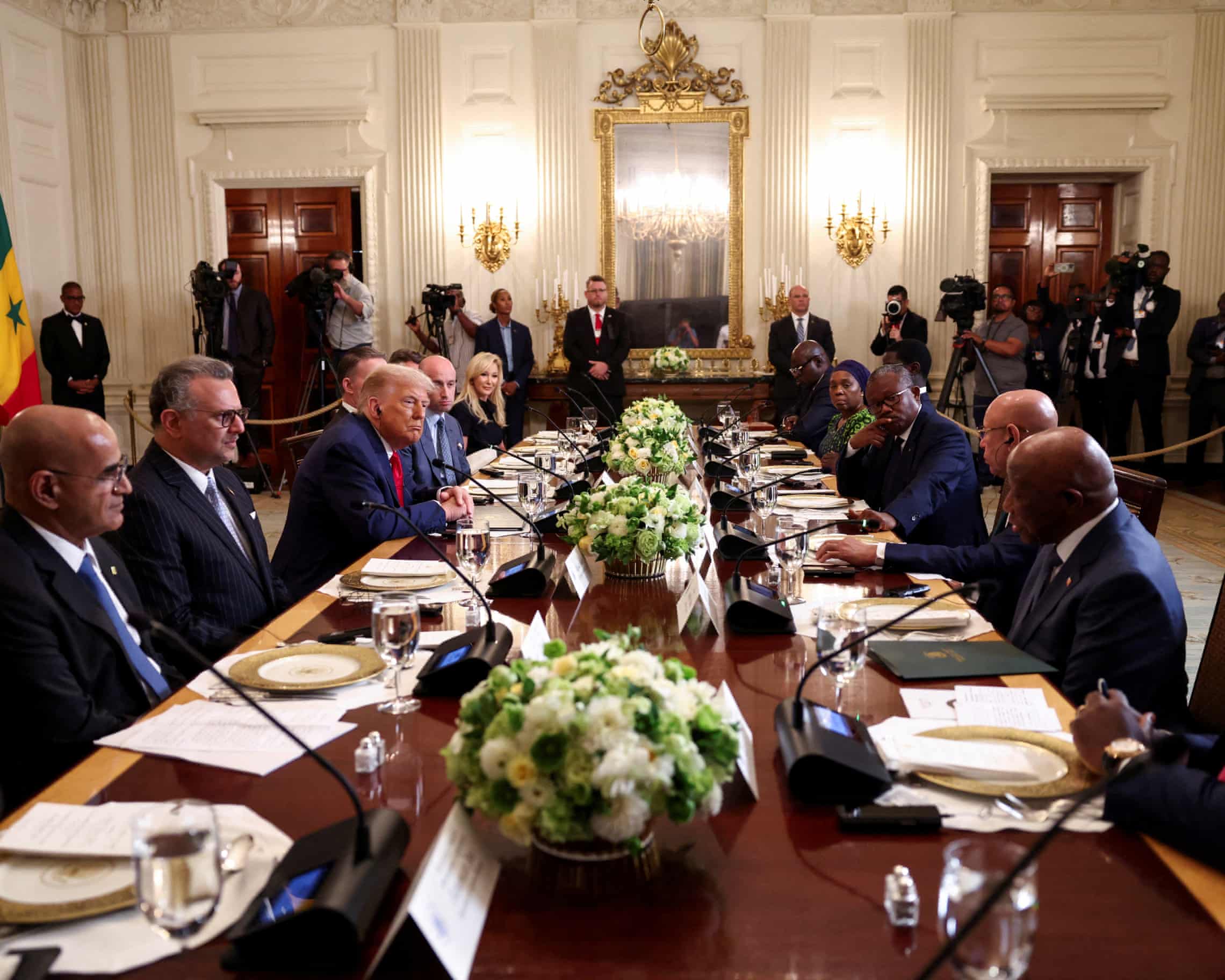 Liberian leader praised for English (official language of Liberia)