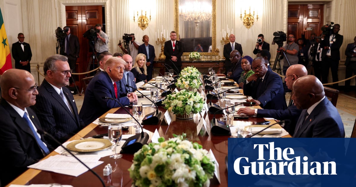 Trump praises English of the leader of Liberia where English is the official language