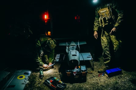 The crew assemble a bomb and drone