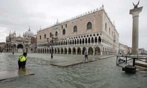 Venice Closes St Mark S Square As Floods Hit For Third Time In