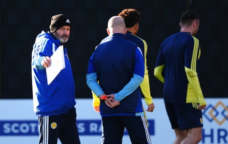 Scotland's caput coach Steve Clarke points during a training session
