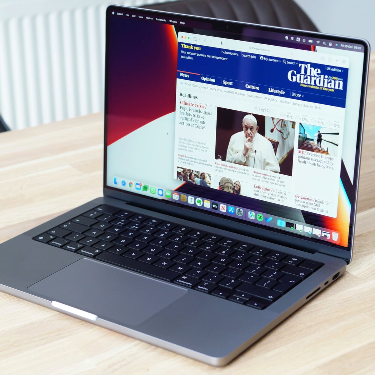 14in Macbook Pro Review Putting Power Back In Apple S Laptop Apple The Guardian 14in Macbook Pro Review Putting Power Back In Apple S Laptop Apple The Guardian
